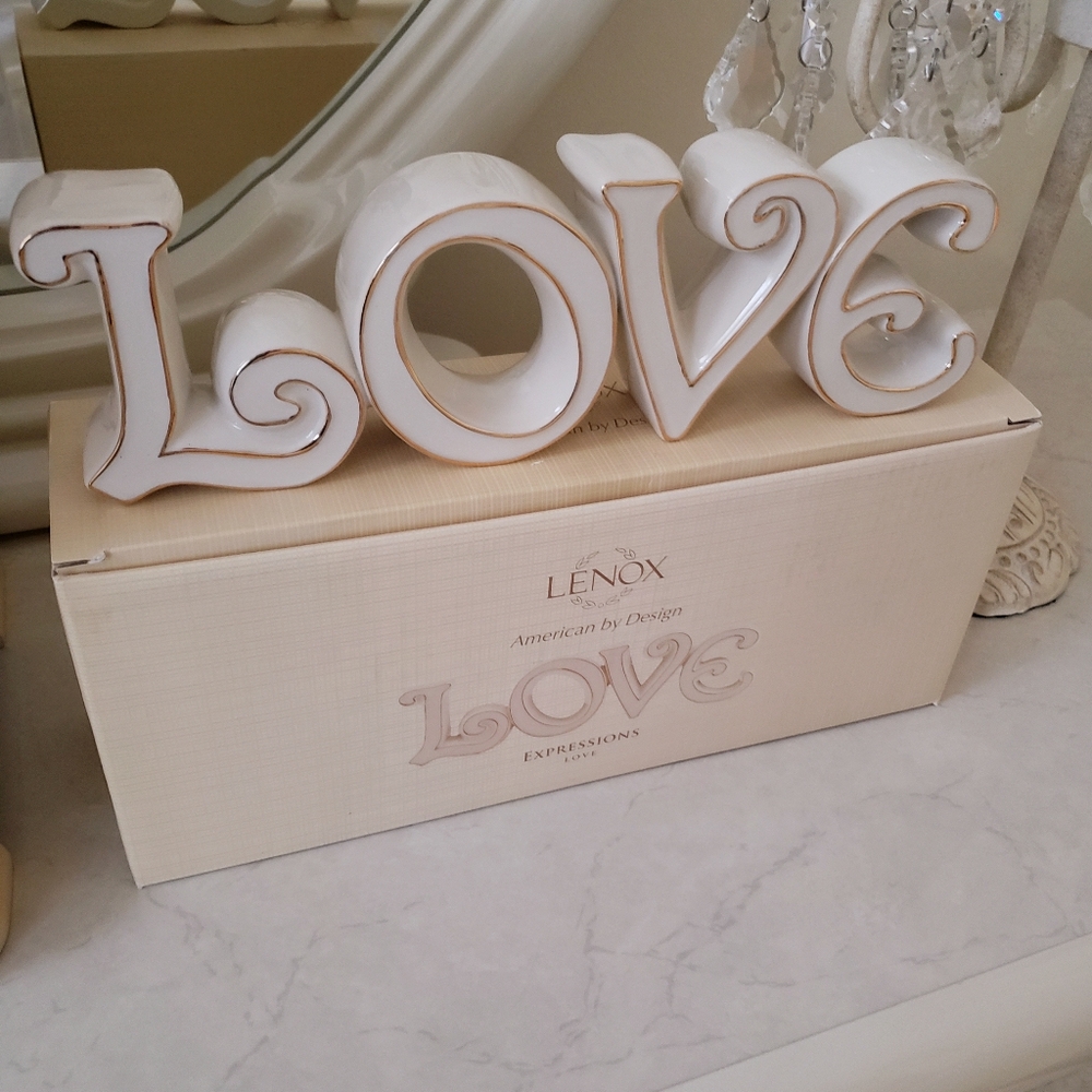 NIB Lenox Expressions Love Figurine